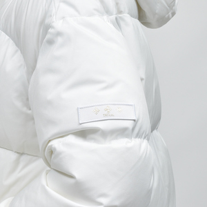 TATRAS(タトラス)<br>GIGI ナイロンツイルフーディーダウンブルゾン 24046001043